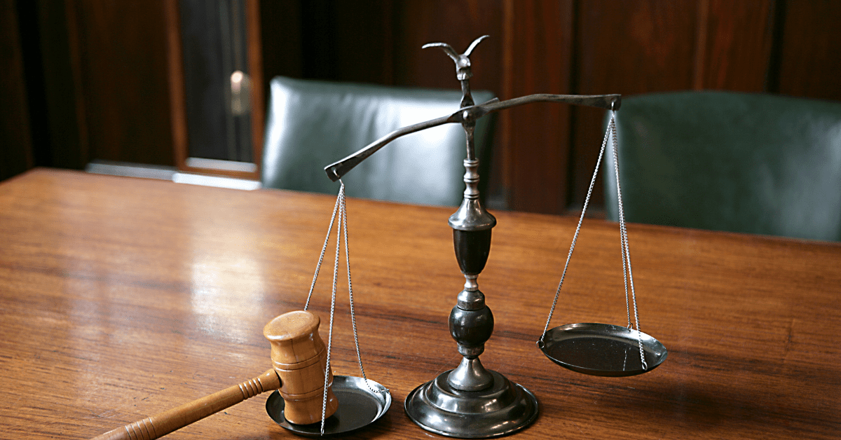 scale and gavel